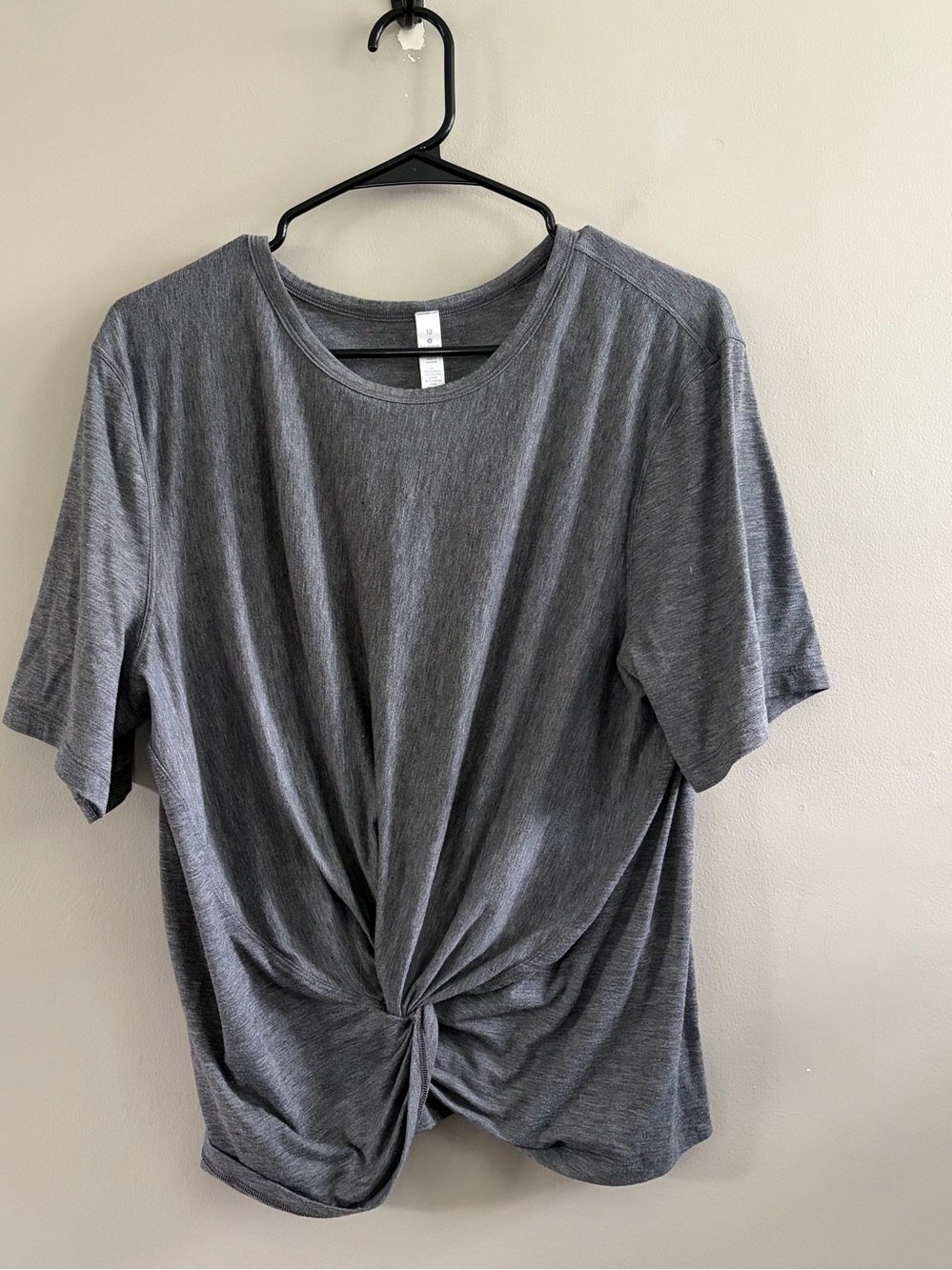 Lululemon Crescent Tee *Silver grey Size 12 - Picture 5 of 8